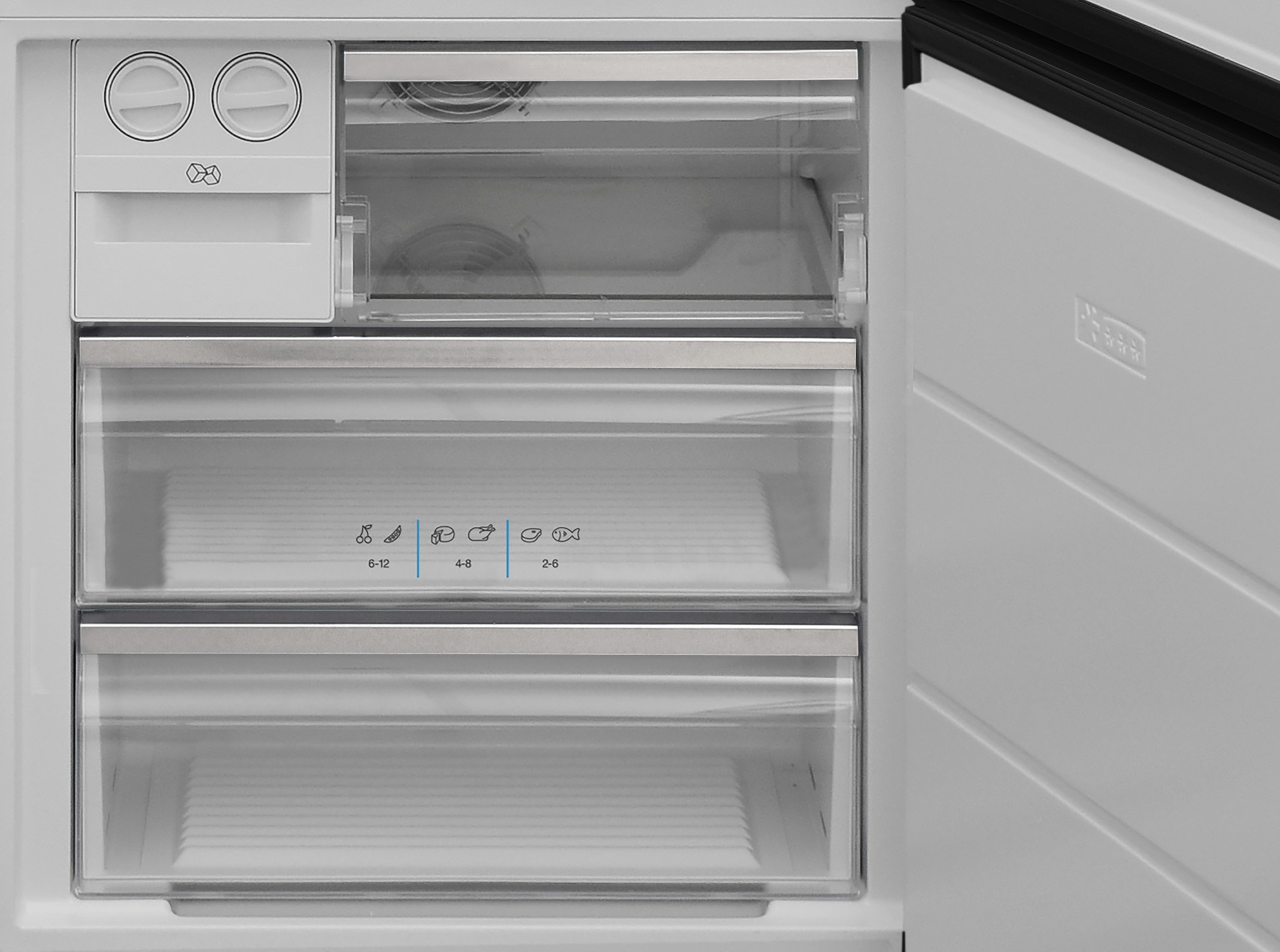 Mrazící část chladničky De Dietrich DFC7092NA